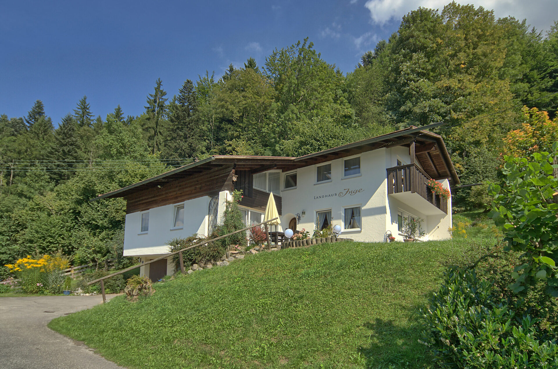 Ferienwohnungen 31 Alpenhotel Fischer Berchtesgaden Ferienwohnungen, Haus Inge, außen